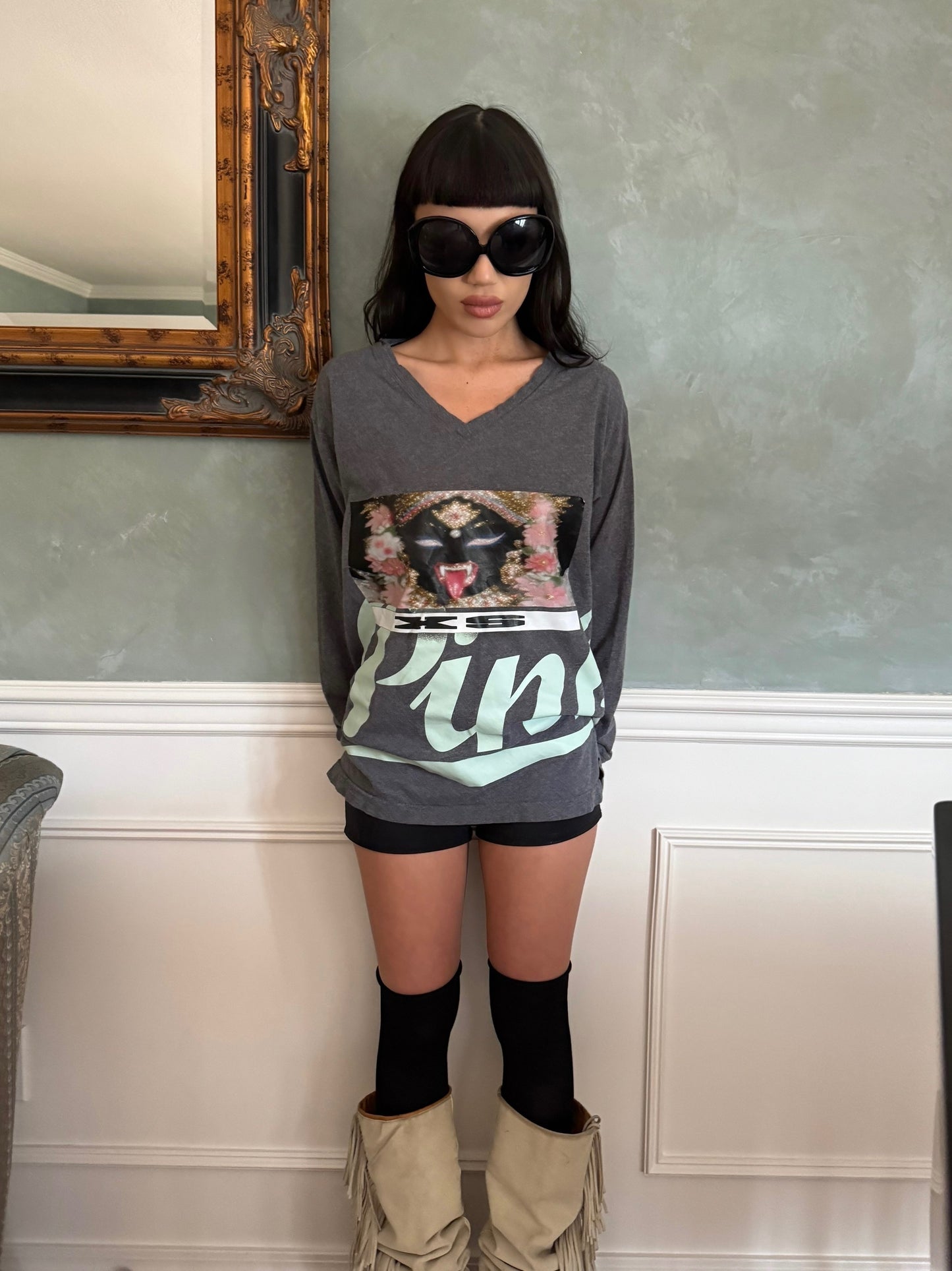 Grey jersey graphic top